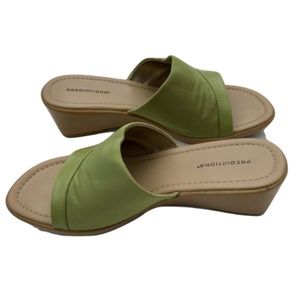 Predictions Open-Toe Green Wedges 10W